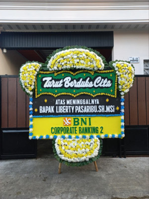 Papan Bunga Duka di Gedong Meneng