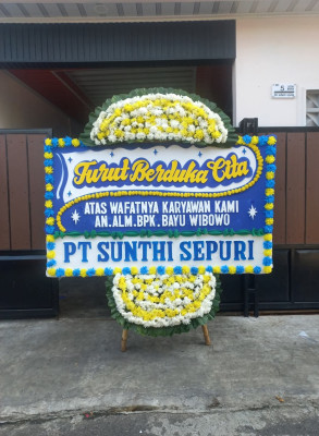 Papan Bunga Duka di Gedong Meneng